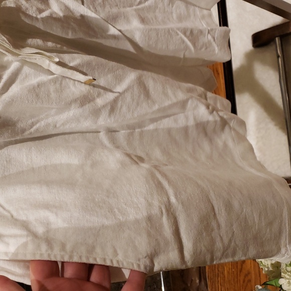 NWT Michael Kors white linnen shorts - Picture 9 of 9